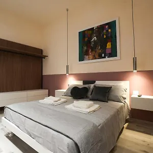  Appartamento 300m Dal Duomo - Due Magnifici Moderni